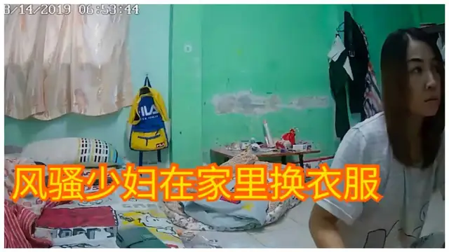 家庭攝像頭破解合集-少婦在家換衣服漏出白虎逼『360影視』