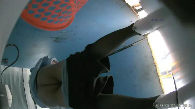 商場女廁全景後拍第四期 超多大屁股美逼噓噓 (2)