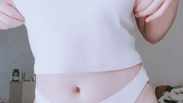【禁漫直播】來自紅十字的極品誘惑,顏值高身材好完美露臉大秀直播,跟狼友撩騷脫光撅著屁股掰開逼逼給狼友看道具抽插