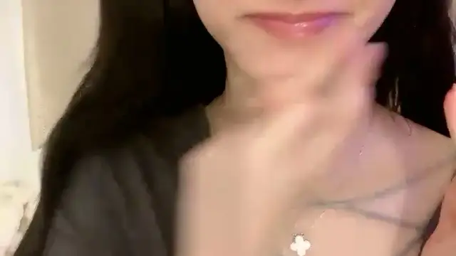 [直播] 近期最火的女神 【櫻桃】 舞蹈專業出身 明星級別顏值 極品美乳 小逼逼真乾淨 9