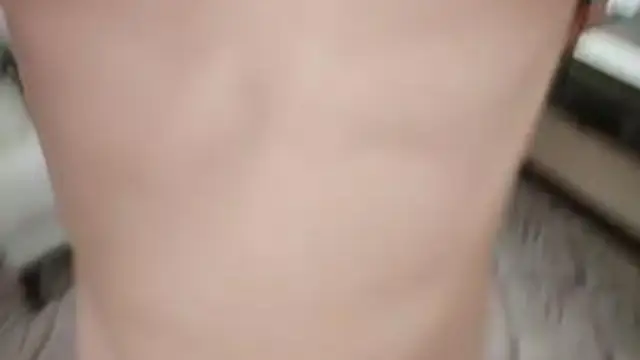 探花系列-約操小姐姐深喉口交屌太大吃不進去跪在椅子上後入